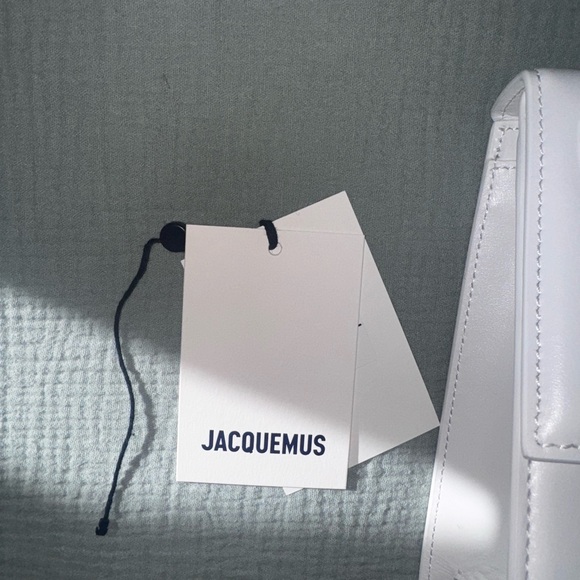 Jacquemus Le Grand Chiquito Large Leather Handbag - Picture 12 of 16